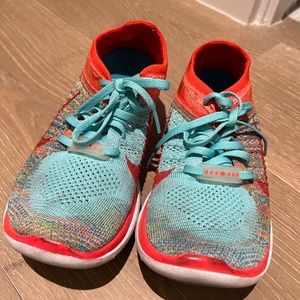 Nike Womens- N7 Free 4.0 Flyknit- Size 8